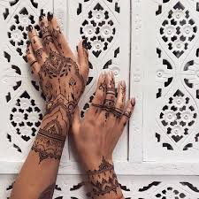To flaunt awesome designs, back is definitely the first choice and we have curated the best back henna tattoos that will certainly make henna lovers go wow! Henna Tattoo Designs Origin Popular Motifs And Their Meaning