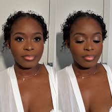 Mobile makeup artist for special occasions