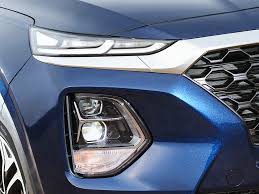 The 2021 hyundai santa fe features a wider, more aggressive front grille, digital display and a panoramic sunroof. Hyundai Santa Fe 2019 Neues Suv Flaggschiff Im Preis Test Site