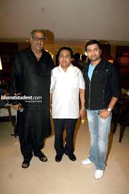 Vipin Reshammiya Alchetron The Free Social Encyclopedia Khan gave reshammiya the chance to be a music director for the movie pyaar kiya to darna kya along. vipin reshammiya alchetron the free