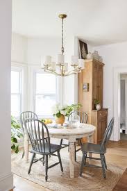 Decorate On A Budget With These Creative Style Tips And Tricks Farmhouse Dining Rooms Decor Casual Dining Rooms Farmhouse Dining