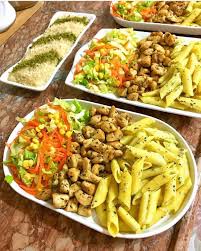 Herkesin Ozellikle Cocuklarin Ve Genclerin Cok Sevdigi Bir Menu Tavuk Dunyasi Menusu Kekiklim Tarifi Ev Yapimi Da Gayet Kola Yemek Tarifleri Yemek Meze Tabagi