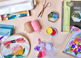 ‪5 best DIY craft kits in Singapore for family fun | Honeycombers‬‏