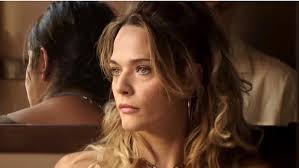 Gli esordi di Laura Chiatti: da 'Bravissima' a 15 anni al film  "Un'Avventura"