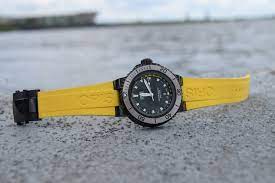 Review Oris Aquis Depth Gauge Specs Price