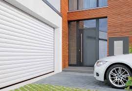 Portes Garage Enroulable Aluminium Pour En Savoir Plus Garage Door Design Garage Doors Garage Door Installation