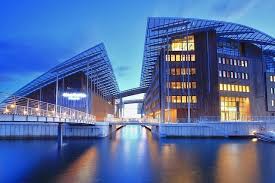 The astrup fearnley group represents 150 years of history, growth and excellence in the areas of shipping and offshore services. Wikiloc Picture Of Astrup Fearnley Museo De Arte Moderno 1 1