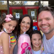 Beautiful women's harley helmet. The size is small