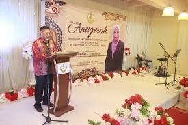 Pejabat daerah dan tanah hilir perak, teluk intan 20 november 2019 · pelaksanaan sistem pengurusan audit nilai (span) di dalam talian (online) tahun 2019 bagi semua agensi dan jabatan di bawah pentadbiran kerajaan negeri perak Majlis Apc 2020 Pdt Teluk Intan E Tanah Perak