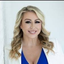 Amber Griffith's Instagram, Twitter & Facebook