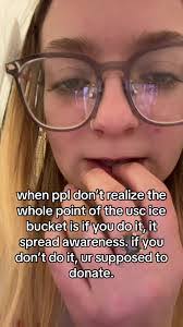 Andee Rose's Instagram, Twitter & Facebook