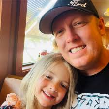 Stevie Nowlin at Vance Ford-Lincoln