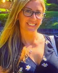 Kelly Flynn's Instagram, Twitter & Facebook