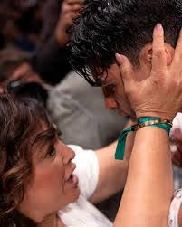 Alishia Young's Instagram, Twitter & Facebook