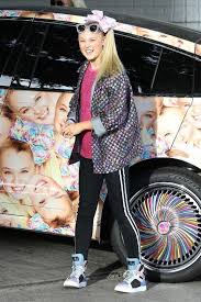 Idk just a meme (i.redd.it). Jojo Siwa With Her Tricked Out Tesla X In Los Angeles 10 16 2019 Jojo Siwa Jojo Dance Moms Girls