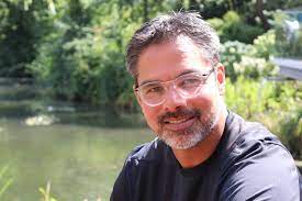 Der abwehrspieler von schalke 04 hat gegen werder bremen offenbar mit absicht in richtung eines am boden liegenden gegners gespuckt. Making A Miracle How David Wagner Led Huddersfield To Dreamland