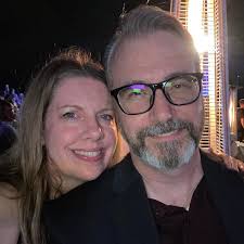 How to help adults or teens with ASD plan and establish healthy routines?