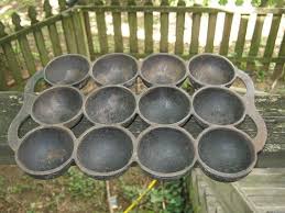 Unlike most muffin pan that is made from aluminum, the lodge l5p3 is made of cast iron. Pin On Junkblossoms
