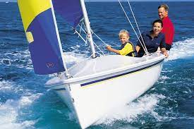 18 Small Sailboats For The Weekender Small Sailboats Boat Sailboat