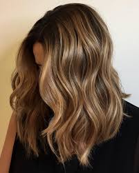 Golden Toffee Hair Is Fall S Most Delicious Hair Color Trend Hair Color Trends Long Hair Color Hair Inspiration Color