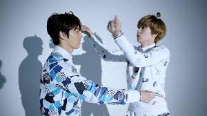 SUPER JUNIOR 촉이와 MV - YouTube