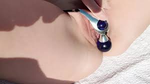 Joyas de coño al aire libre de Julie - encantador