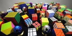 Nah, kali ini aku akan membagikan rumus rubik 3×3 yang pastinya sudah sangat familiar dikalangan masyarakat dari. 5 Cara Main Rubik 4x4 Bagi Pemula Disertai Rumus Cepat Dan Mudahnya Merdeka Com