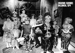 Horror Host 6 Keep America Strong With Bob Wilkins Creature Features San Francisco 1971 1979 Rue Morgue In 2020 Creature Feature Tv Horror Horror