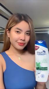 I’m now confident because I use @headandshouldersph everyday para protected  from dandruff and #NoItchuations na talaga. 💙 It goes up to 5 layers deep  to help remove dandruff and itch from the root! ...