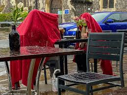 The piper in hull restyled itself as a daytime bar and beer garden during the first lockdown and faces massive demand as it reopens on april 12 along with other outdoor hospitality in england. Freezing Al Fresco Drinkers And Fed Up Landlords Call For Pubs To Be Able To Open Indoor Areas Now Daily Mail Online