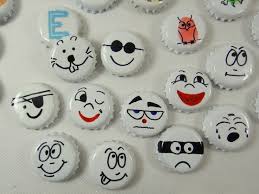 Diy Bottle Cap Pins Basteln Mit Kronkorken Basteln Geschenke Basteln