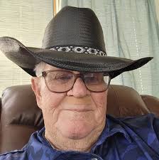 HELL YEAH! Thank y'all for voting and showing so much support to this  album.. y'all made this happen and it means the world!!! Love y'all! #AMAs