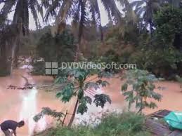 Penerokaan tanah dan hutan secara tidak terkawal di zon penampan diakui menjadi punca berlakunya banjir buruk pada 2014 di kelantan. Banjir Dabong 23 Disember 2014 Lagu Mp3 Mp3 Dragon