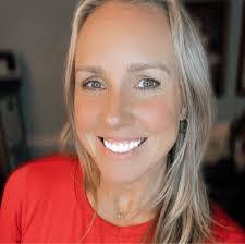 Dana Springer's Instagram, Twitter & Facebook