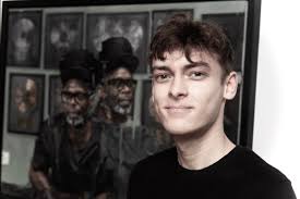 Tom Mead's Instagram, Twitter & Facebook