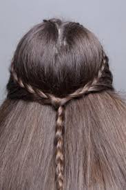Some simply can't surpass a genetic length, others struggle with brittleness, and sometimes, long. 20 Refreshingly Easy To Manage Hairstyles To Try This Spring
