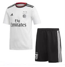 The new partnership has been launched under the tagline 'benfica we are all. Buy Official 2018 2019 Benfica Adidas Away Full Kit Kids