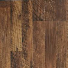 Pergo Xp Homestead Oak 10 Mm Thick X 7 1 2 In Wide X 47 1 4 In Length Laminate Flooring 19 63 Sq Ft Case Lf000716 Laminate Flooring Flooring Oak Laminate Flooring