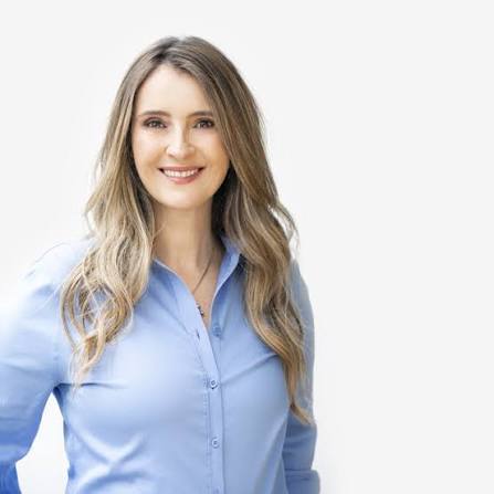 Paloma Valencia - Líder de la Oposición en Colombia - Las 4 R de la  seguridad
