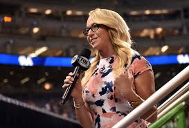 Female reporter is an unnamed woman. Fox Sports South Parts Ways With Braves Dugout Reporter Kelsey Wingert A Month After The Team Was Really Happy With Broadcast Team