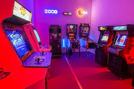 Es un juego simple, pero muy inquietante. Abc Arcade Una Sala De Recreativos Ochentera En Abc Serrano