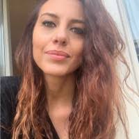 Sarah Elia's Instagram, Twitter & Facebook