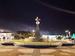 Batu pahat ialah nama kota dan distrik di bagian barat negara bagian johor, malaysia. Dataran Penggaram Batu Pahat 2021 Ce Qu Il Faut Savoir Pour Votre Visite Tripadvisor