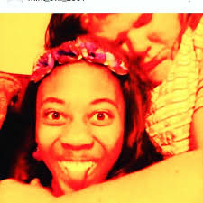 Melanie Thrasher (@mintroseyowl)