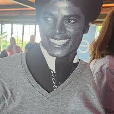 BEEZE TEES SCREEN PRINTING