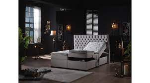 Katlanır yataklarda çok yere sahip olmayan kişilerin tercih etmesi en uygun yatak çeşitlerindendir. Leila Hareketli Sandikli Cift Kisilik Baza Baslik Yatak Seti Fiyati Vivense