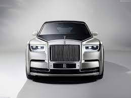 The cherry wood continues within the cabin and is. 2018 Rolls Royce Phantom Viii Revealed Pakwheels Blog
