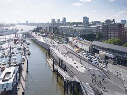 Rooftop area, pool, 2 gyms, spacious outdoor areas. Niederhafen Promenade Hamburg River Flood Protection Urbannext