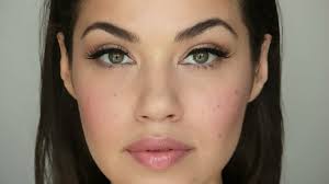 Türkis für die provokativen damen unter ihnen. 1001 Ideen Fur Braut Make Up Was Ist Modern In 2017