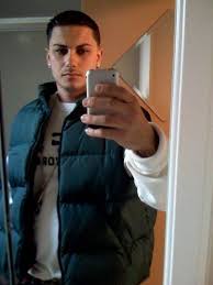 According to allure, this week, for the first time, delvecchio shared a photo of himself without his signature gelled hair. Pin On So Sexy